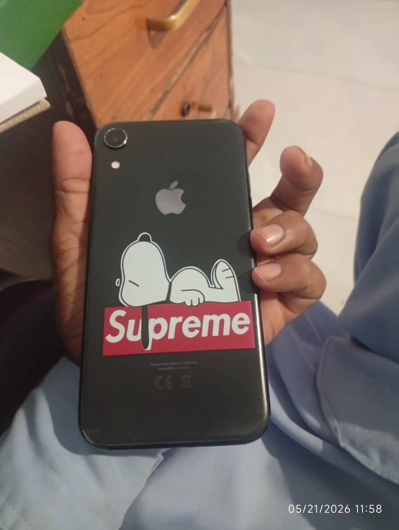 iPhone xr 6
