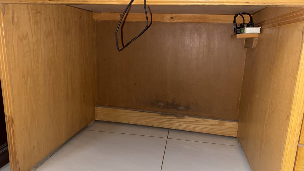 Custom computer/Study Table (Wood) 0