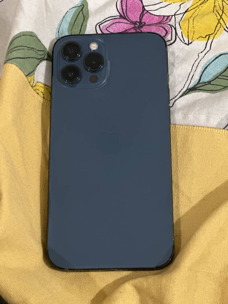 Iphone 12 pro max 2