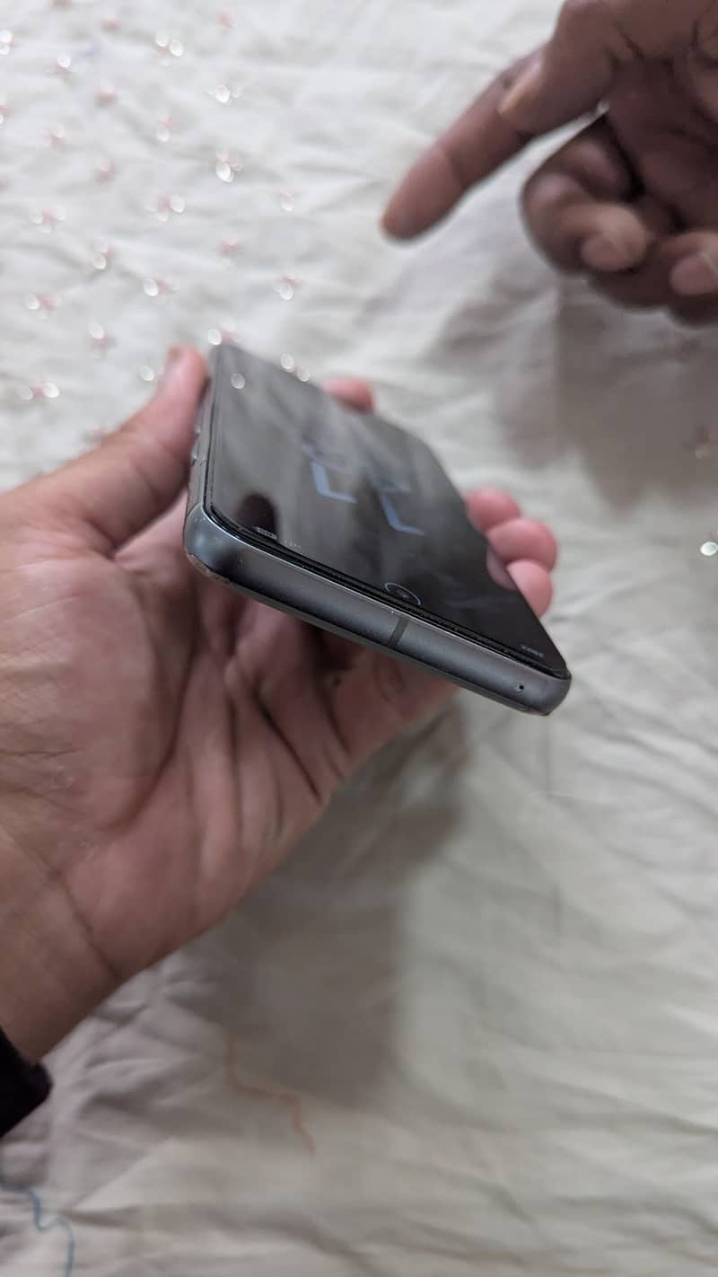 google pixel 8 4