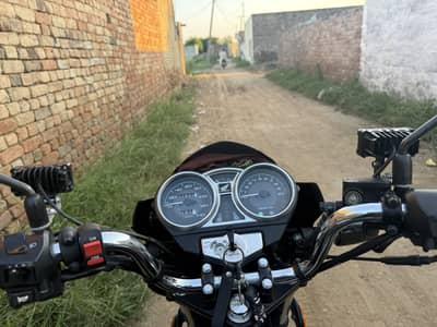 Honda cb 150f lush condition