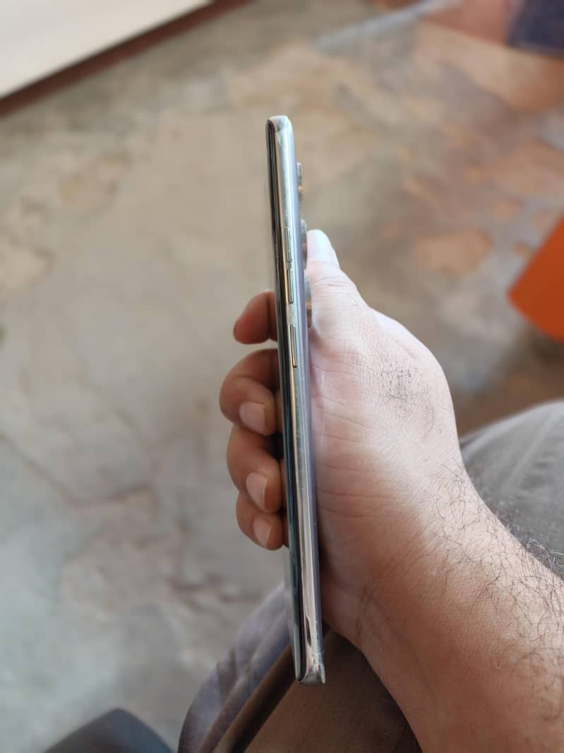 Tecno camon 40 pro 1