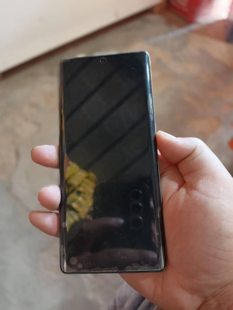 Tecno camon 40 pro 5