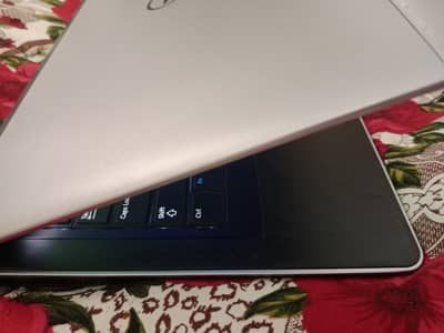 Dell latitude e7440, i5 4th gen. 9/10 condition Urgent sale