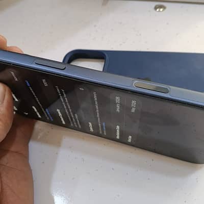 iPhone 17 pro max blue color