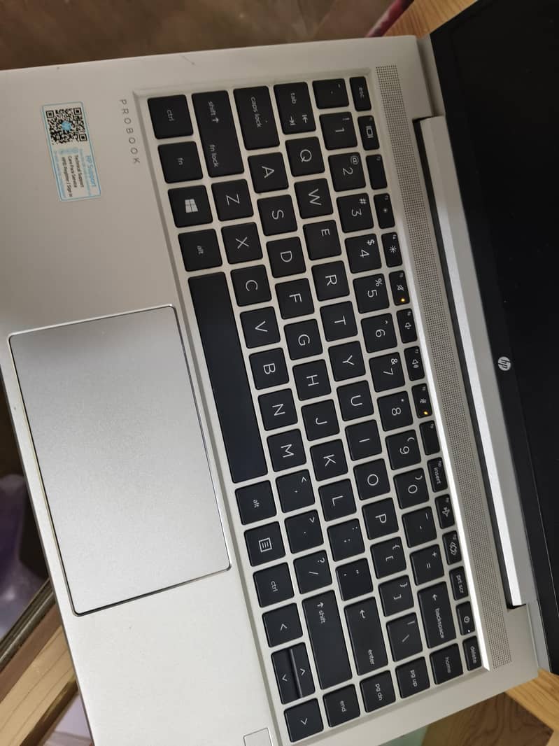 hp i5/11th generation 4