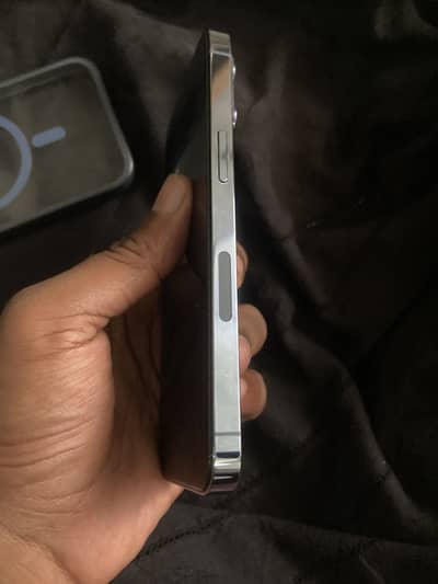 13 Pro / 256 gb / Wpaterpack / Deal
