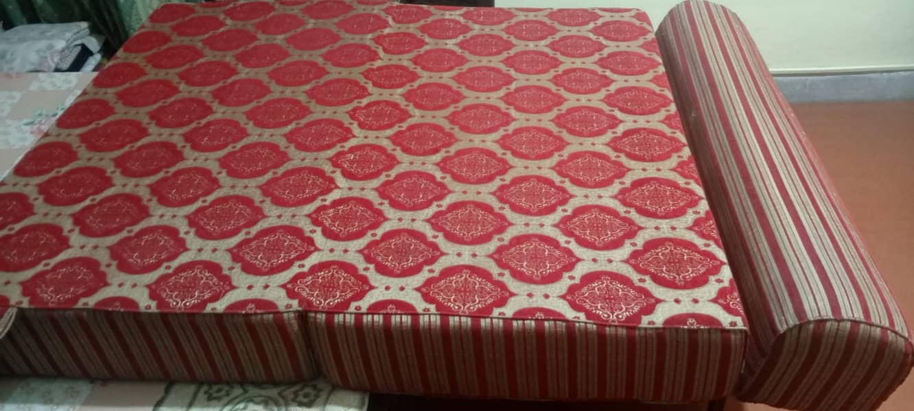 Sofa come bed 1