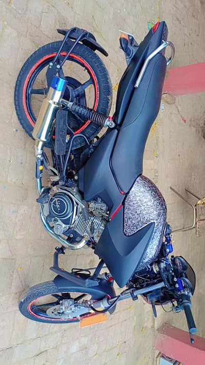 YAMAHA YBR 125