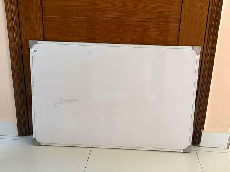 White board 0
