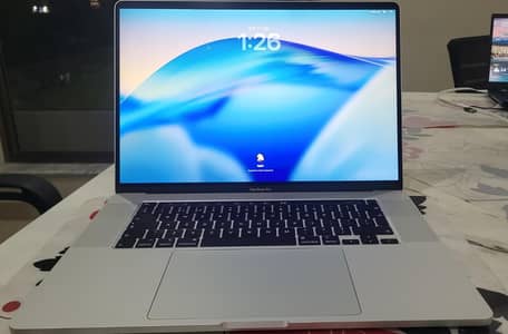 Mac 2019 16" i7 32 (03256785678)