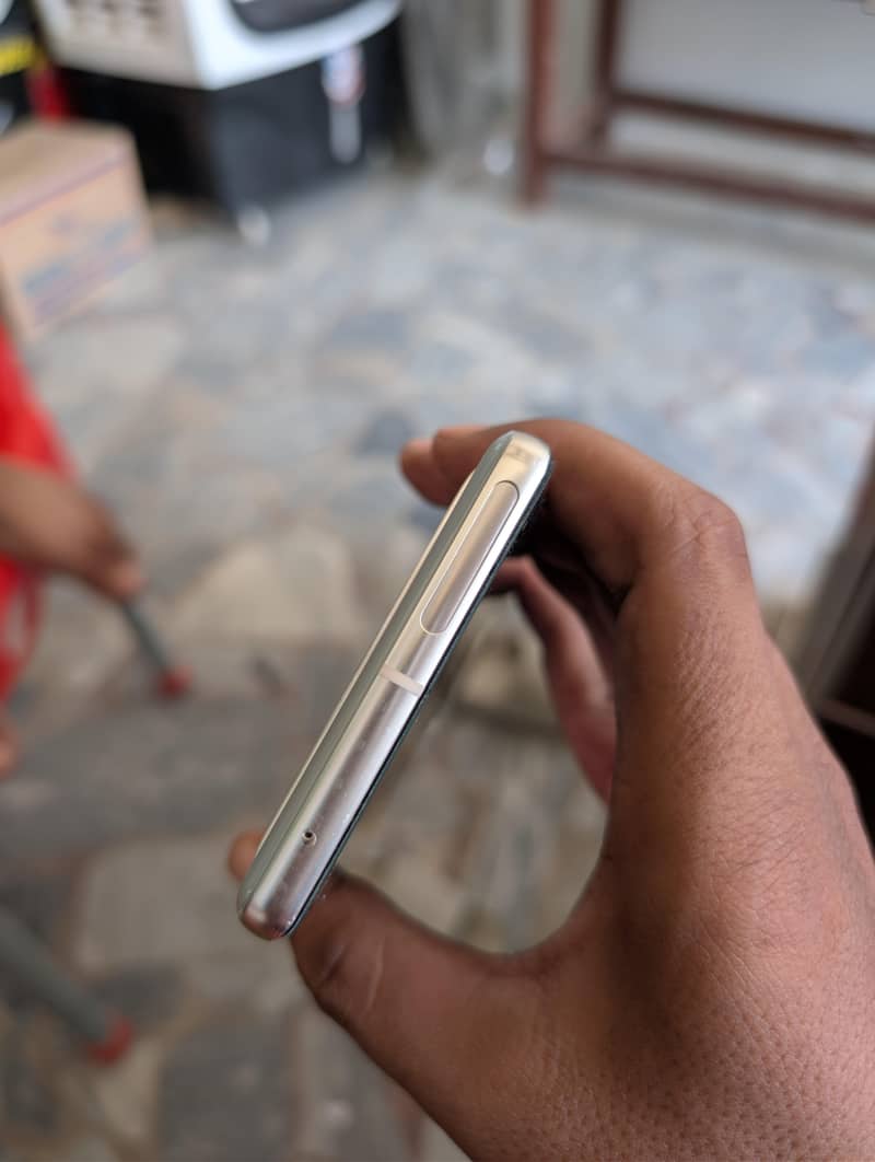 Google Pixel 7 pro 4