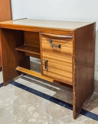 Strong Wood Study Table