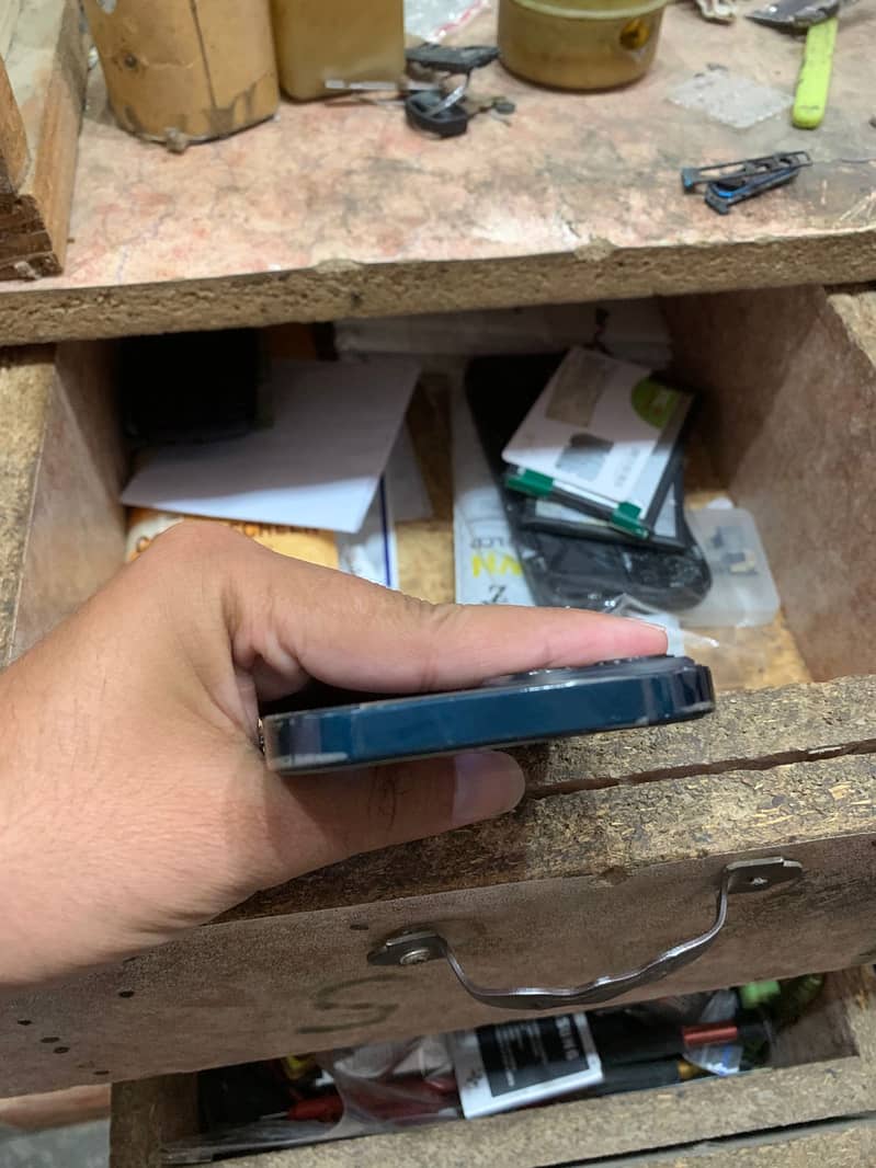 Apple iPhone 13 3