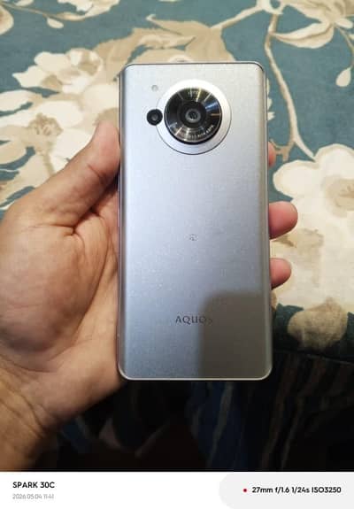 aqous r7 official pta approved dual sim 5G exchange good phone