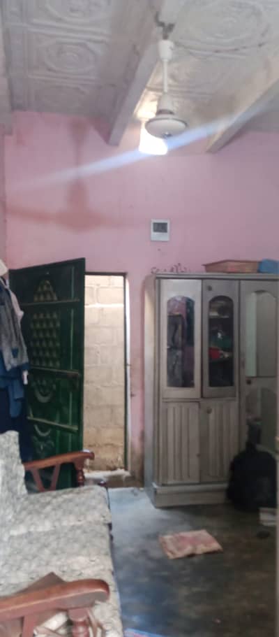 120 GAZ Ready House in Orangi Town/Gulshan e Zia