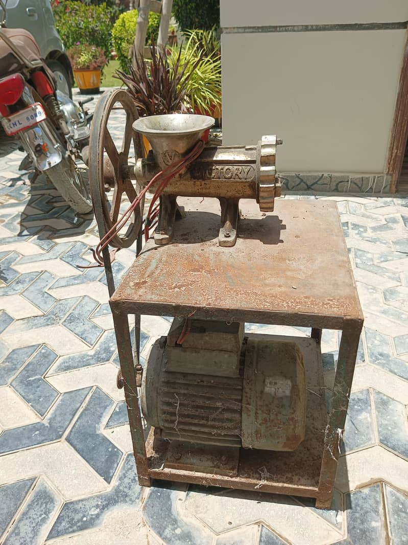 qeema making machine with stand 1