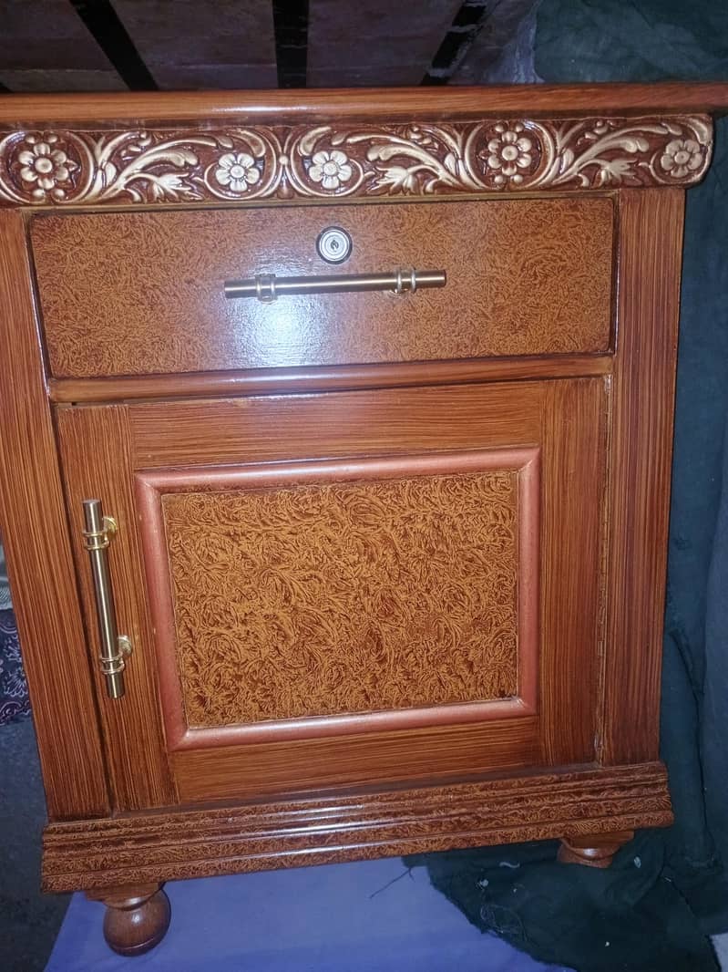 مکمل فرنیچر 2