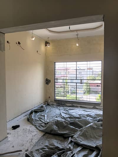 5 marla brand new 1st floor for rent in dawood residency
