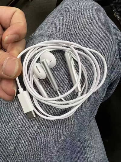 Branded  original handfree Type-C port Plug and play  High-quality