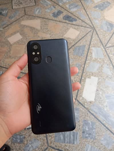itel phone with box and charger