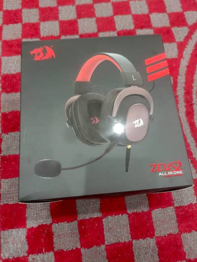 Zeus 2 Redragon Gaming headphones