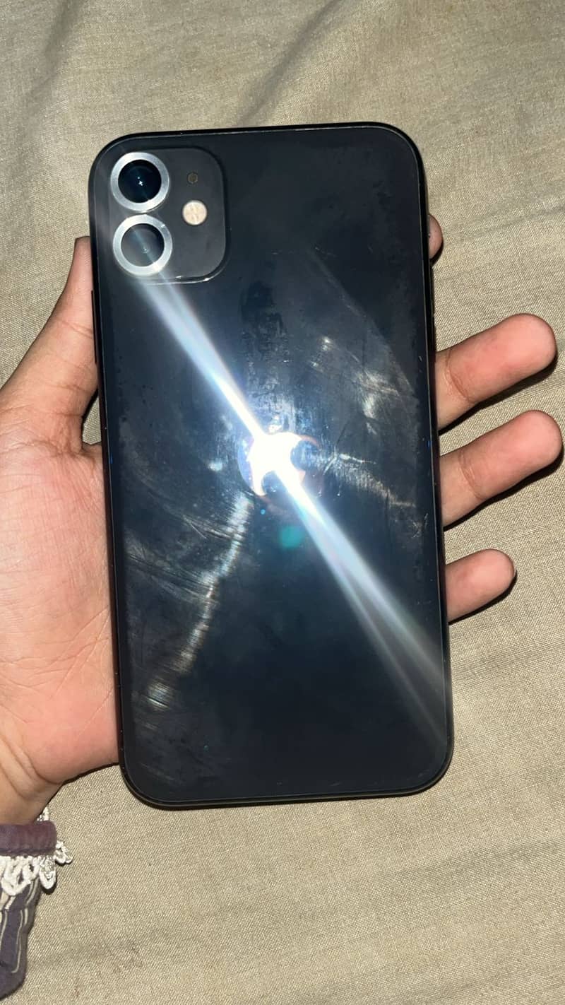 Apple iPhone 11 3
