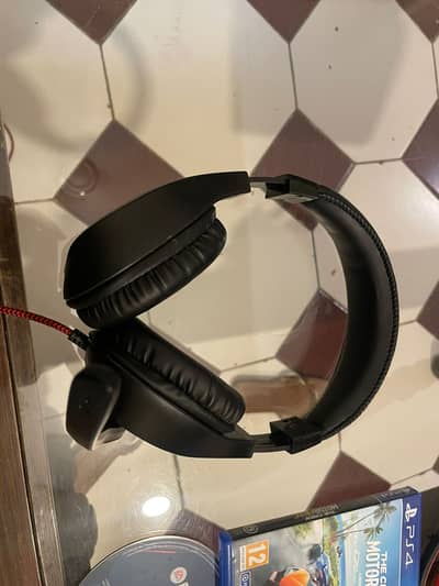 gaming headphones with kic