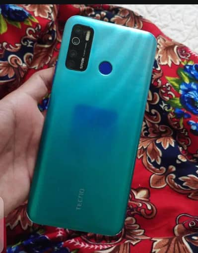 tecno spark 5 4 64  pro exchange posible