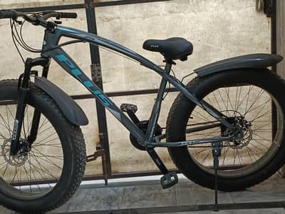 fat tyre cycle urgent for /plusf fat /uk /few dayz used