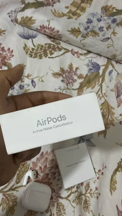 Apple airpods 4ANC
