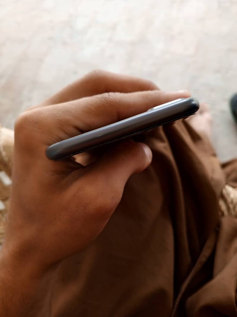 iPhone 8plus 256GB urgent sale 5
