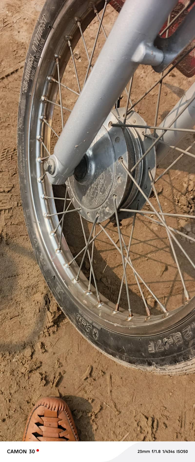 10 / 10 گاڑی بالکل صاف ہے 5