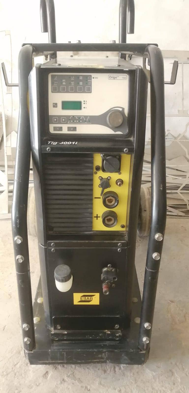 ESAB welding machine 0