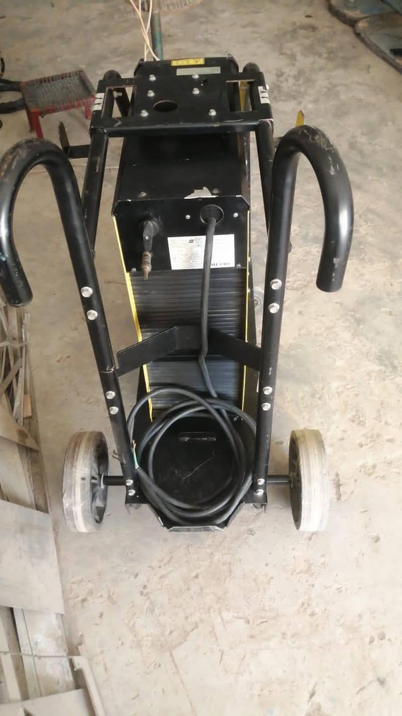 ESAB welding machine 3