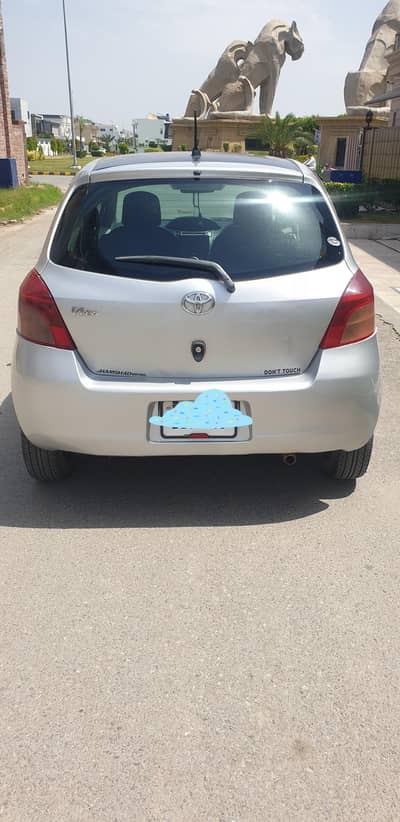 Toyota Vitz 7/13 1.0 CC Fit condition