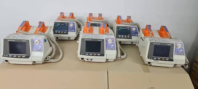 Defibrillator machine,Cardiac defibrillator,defibrillator Nihon Kohden