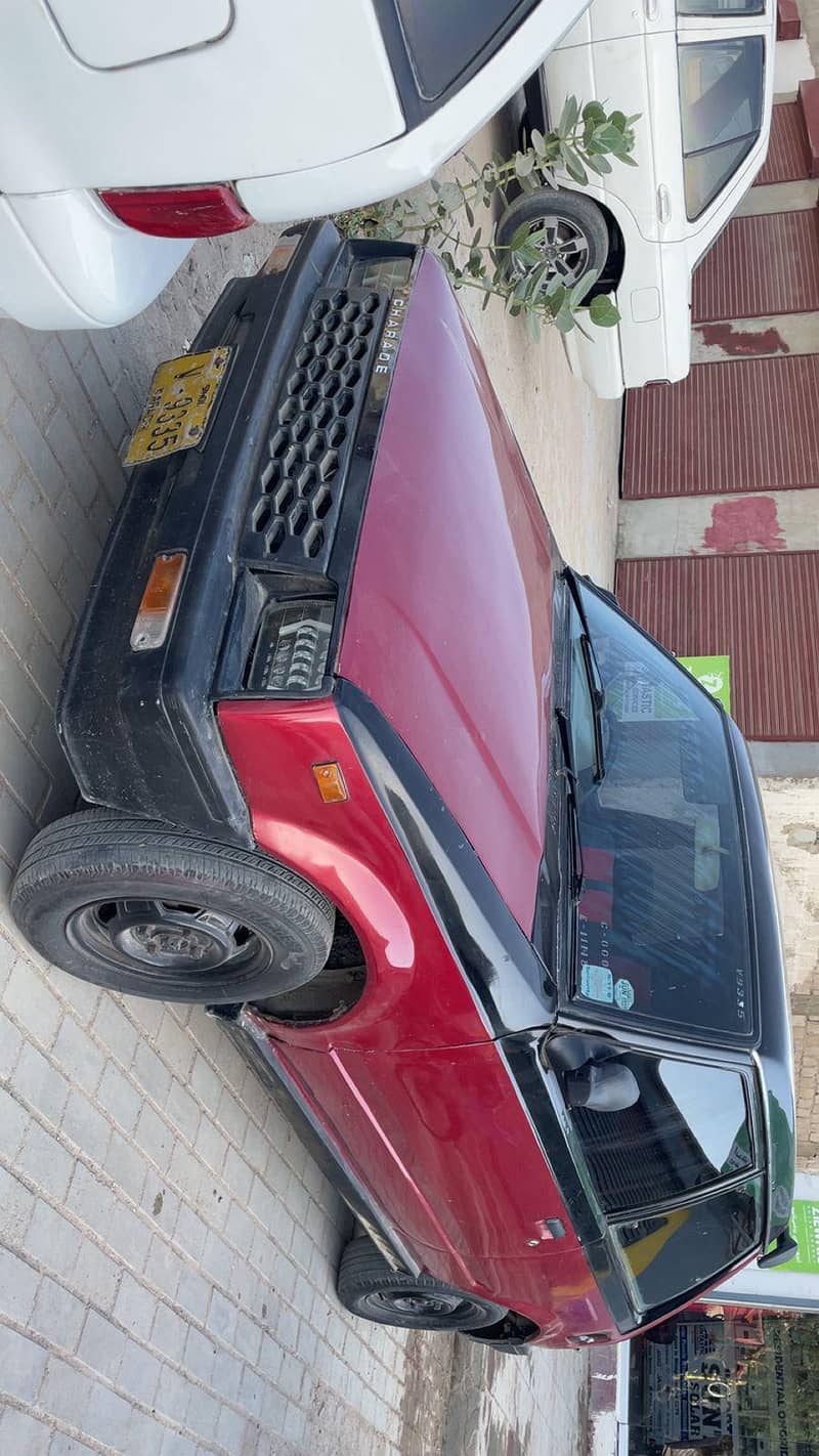 2 door charade 1