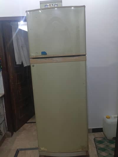 Dawlance fridge for sale