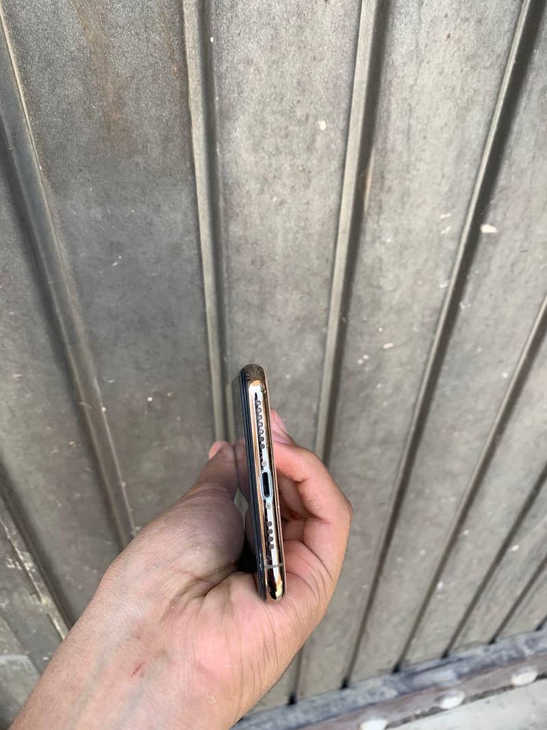 Iphone XS max. 3