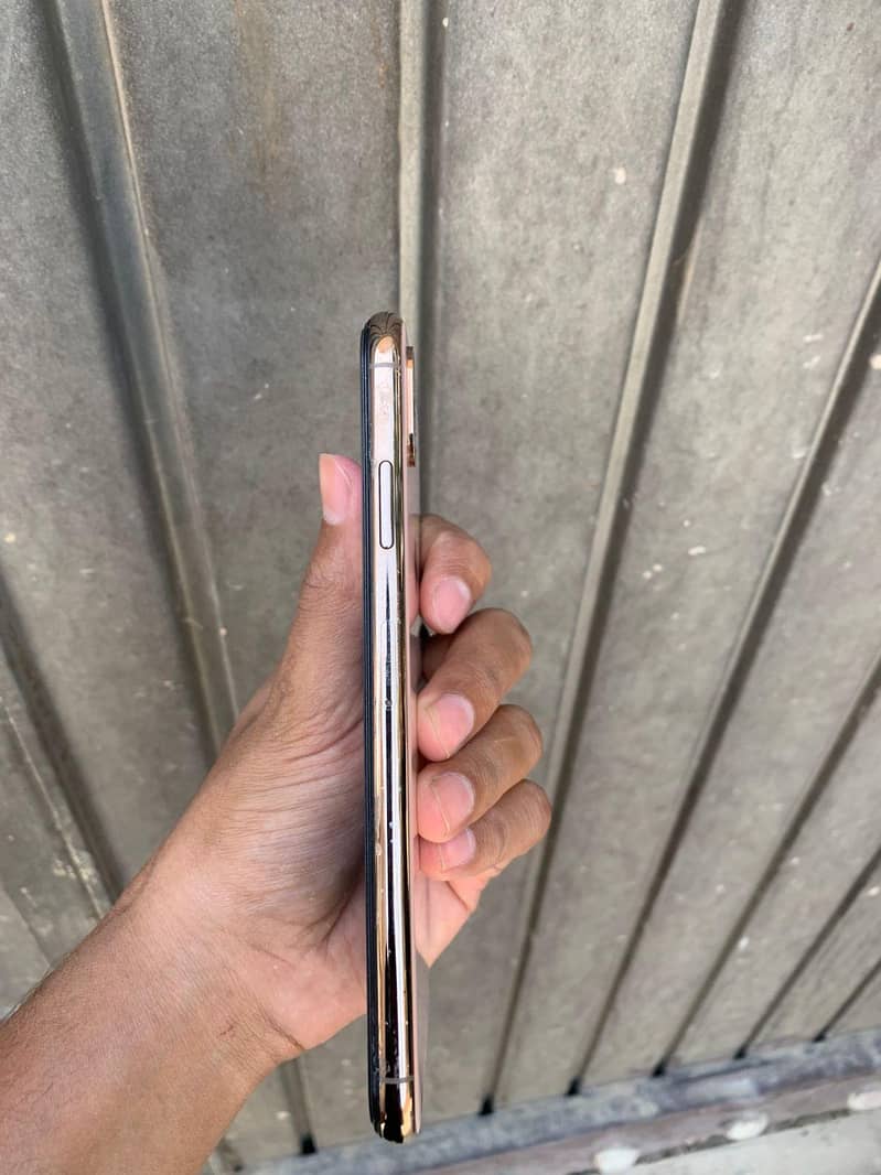 Iphone XS max. 5