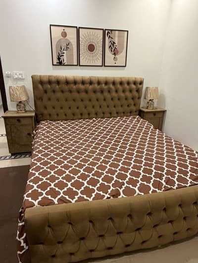 Bed ,Dressing, Side Tables