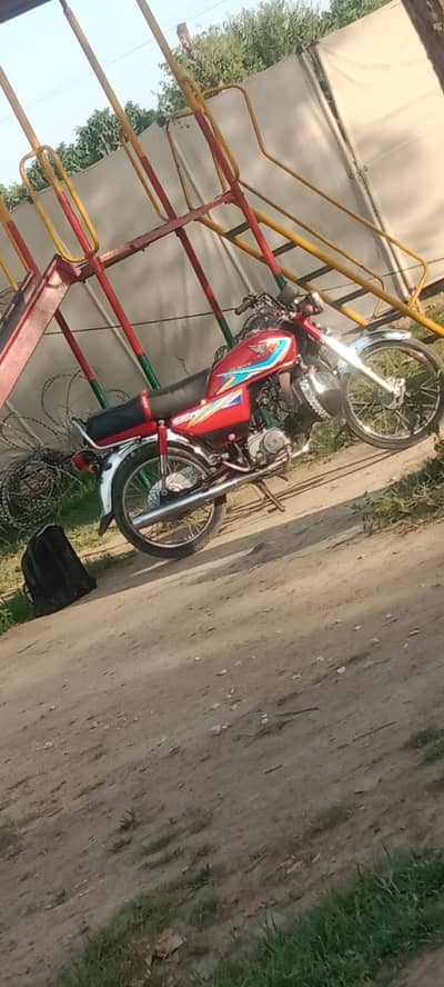 CD 70 hunda good condition