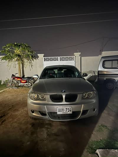 BMW E87 116i  petrol