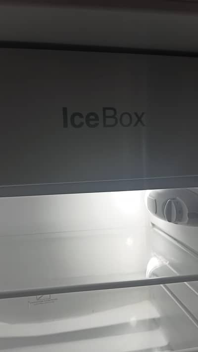 DAWLANCE Mini REFRIGERATOR