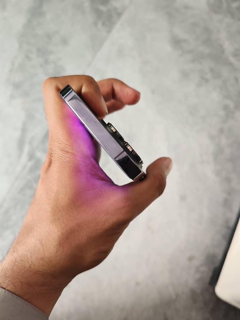 iPhone 14 pro 5