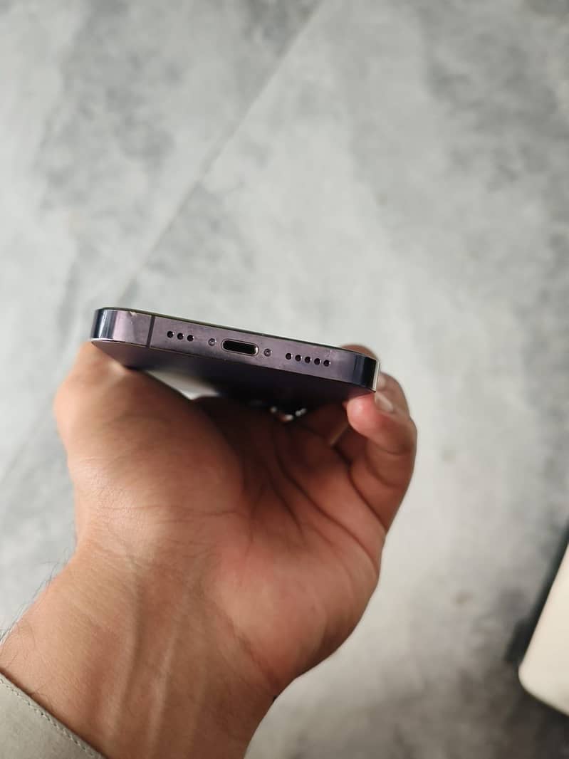iPhone 14 pro 8