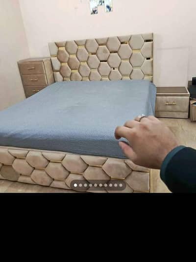 Non kushen bed convert to kushen bed reasonable price