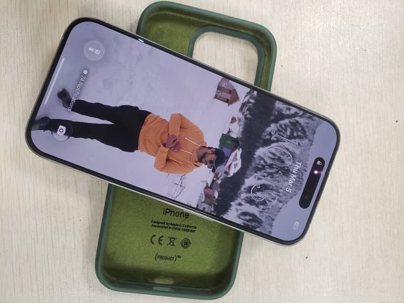 iphone 15 pro 0