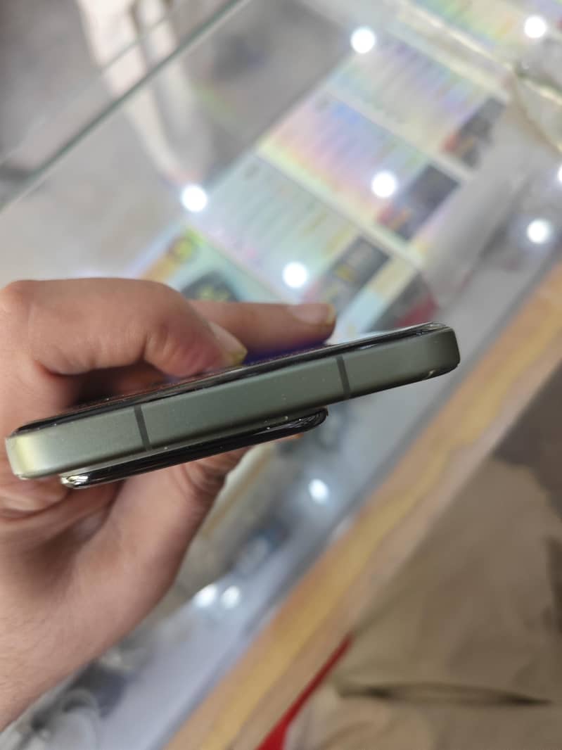 mi 15 pro 4